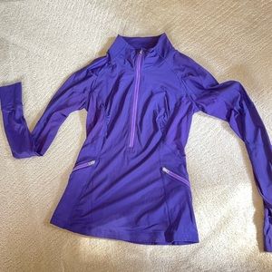 Lululemon purple half zip Sz 6